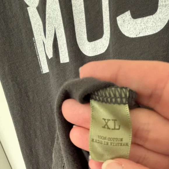 Sting ‘Back to Bass’ 2011 Tour T-Shirt - Official Tour Merch - Adult Size XL - Picture 5 of 11